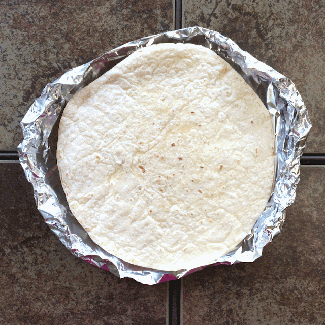 five sixteenths blog Make it Monday Thin Crust Tortilla Pizza